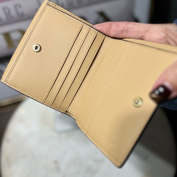 Coach Eliza Small Tan Leather Wallet NWOT - Picture 10 of 10
